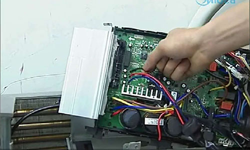 广安美的空调电话是多少